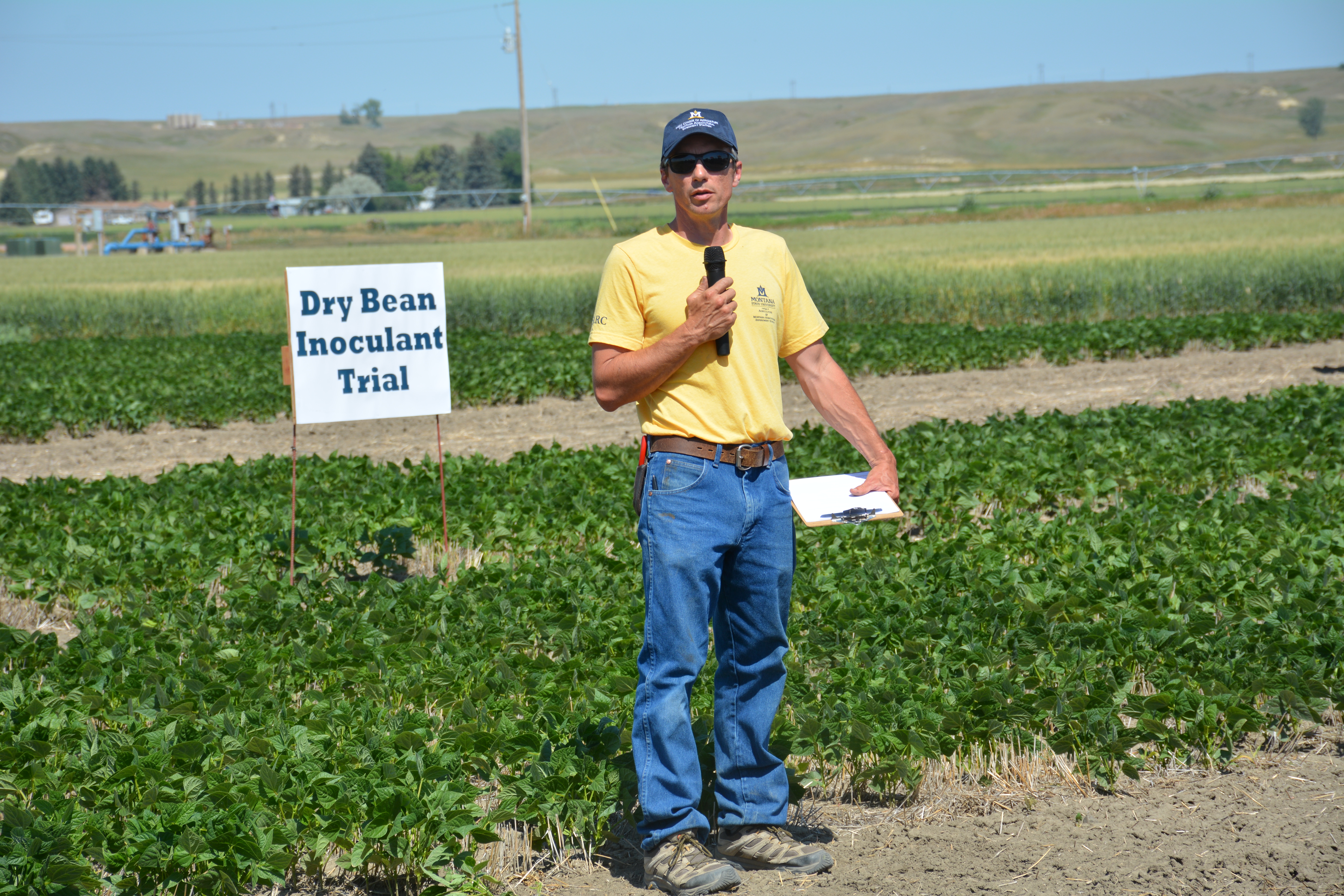 Dr. Bill Franck speaking at 2025 Field Day